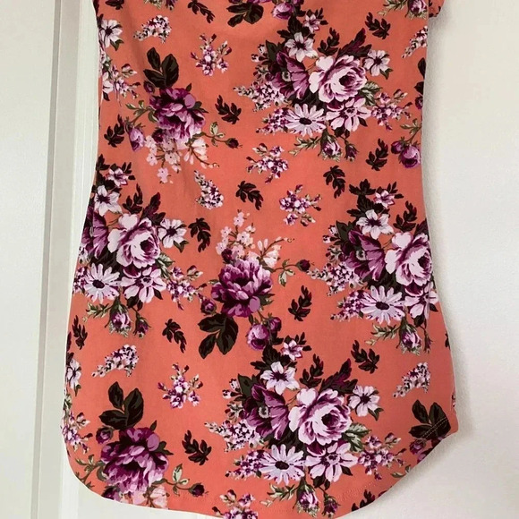 NWOT Joe Boxer Short Sleeve Women's T-Shirt High/Keyhole Neck Size Small - Picture 4 of 7